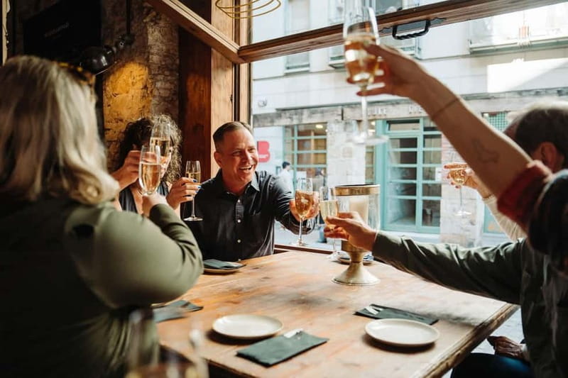 Barcelona: Tapas & Wine Tour in Born & Gothic Quarter - Walking, timing, and the route home
