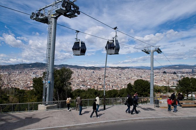 Barcelona: Teleferic de Montjuic Admission Ticket - Finding the correct cable car