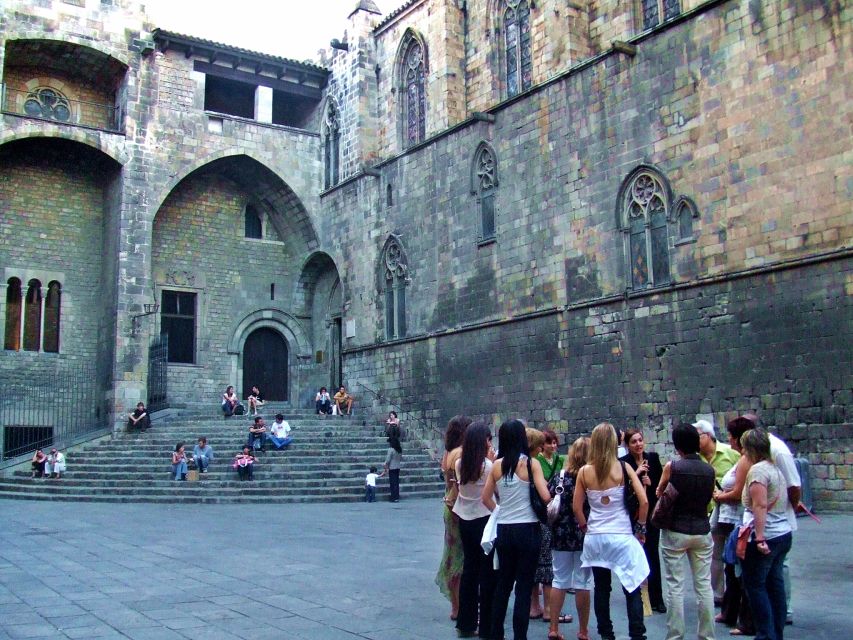 Barcelona: “The Cathedral of the Sea” Literary Walking Tour - Why Santa Maria del Mar is the right place to begin