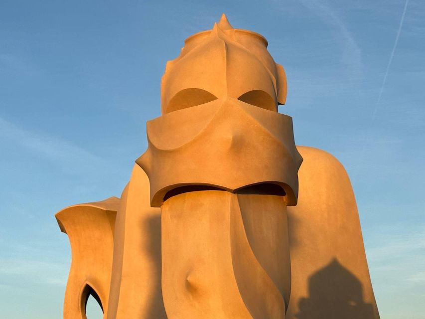 Barcelona: The Genuis of Gaudi & Modernist Architects Tour - Casa Amatller and the Modernist rivalry