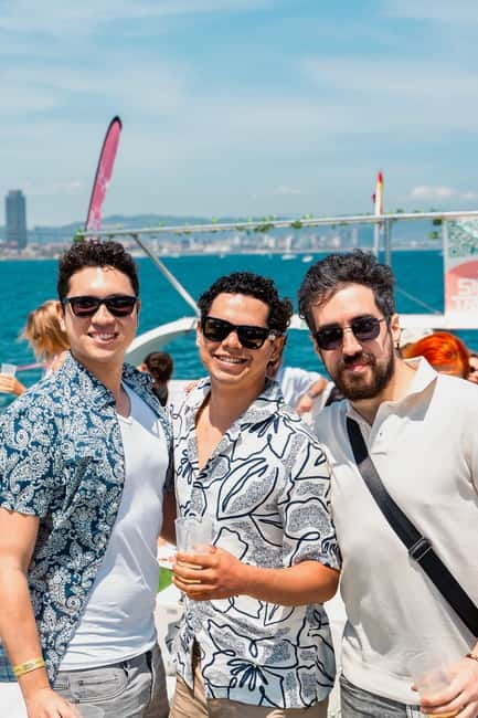 Barcelona: The Original Barcelona Boat Party - Barcelona’s coastline becomes the dance floor