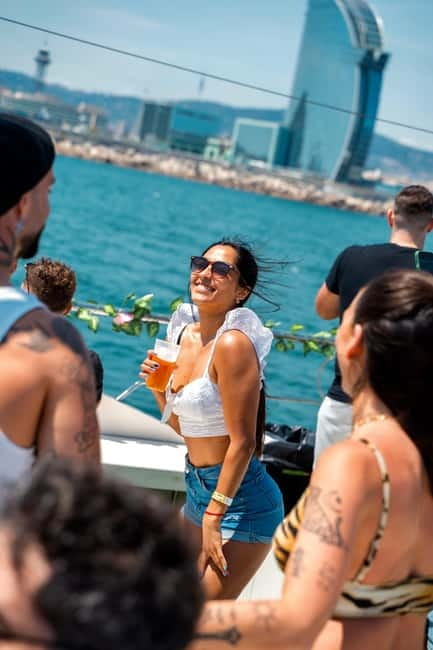 Barcelona: The Original Barcelona Boat Party - Four drinks and what the $39 price really covers