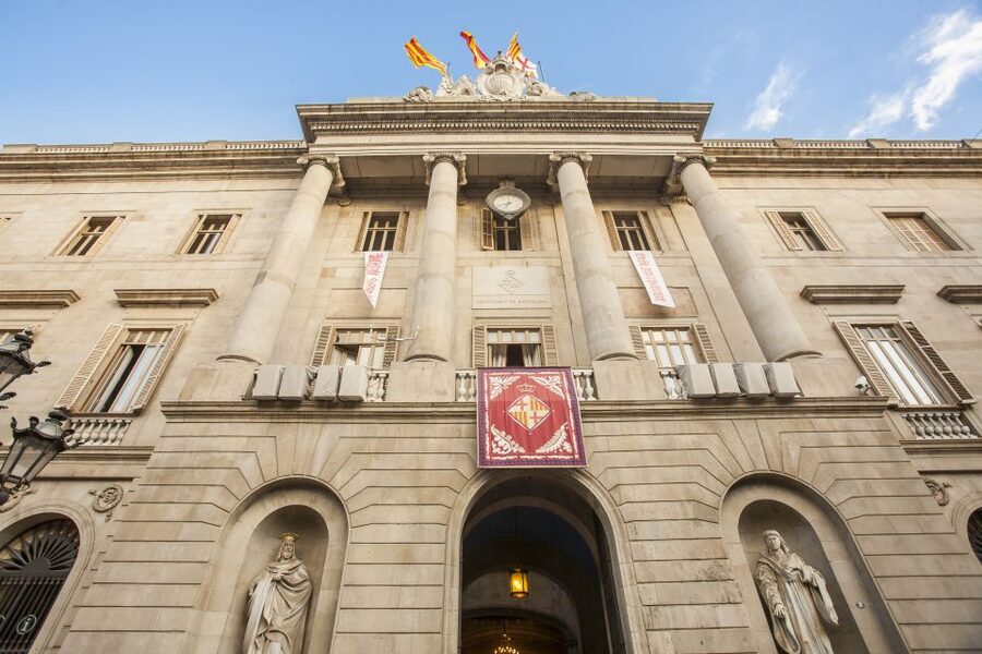 Barcelona: “The Shadow of the Wind” Literary Walking Tour - The Gothic Quarter and the Forgotten Books Cemetery