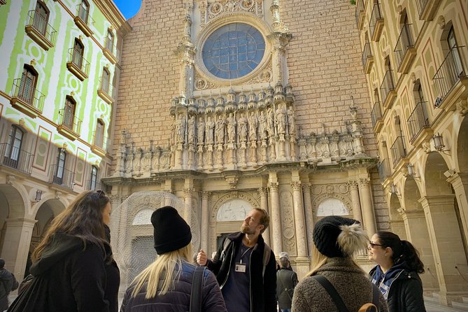 Barcelona to Montserrat Monastery: Tour, Transfers & Basilica - What the guides add to the experience