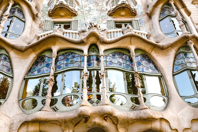 Barcelona Tour from Your Cruise Ship - Las Ramblas from Plaça de Catalunya