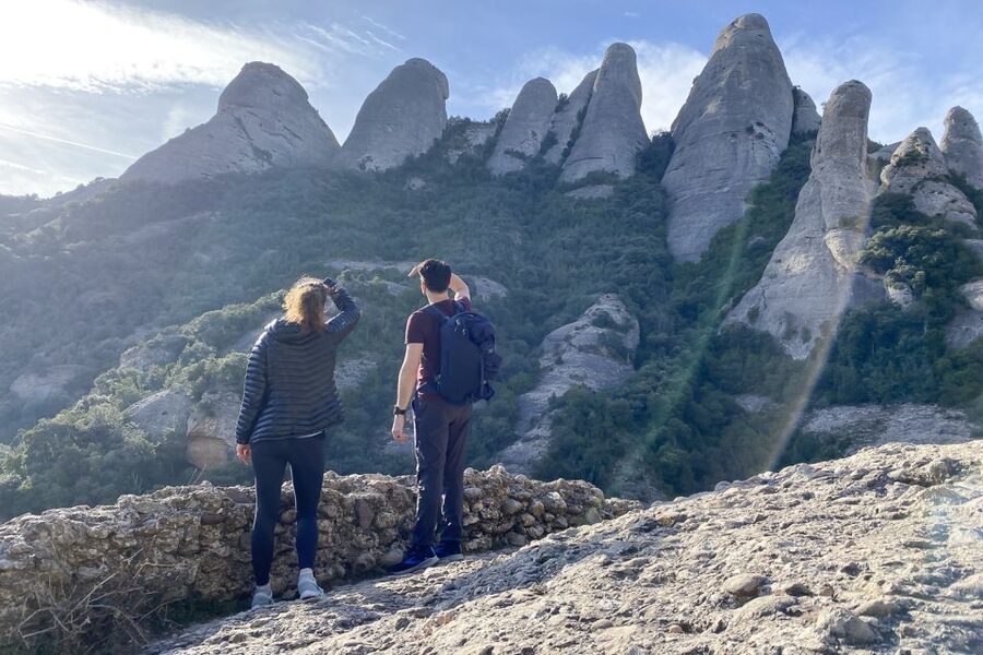 Barcelona: Walking and Horse Riding Day-Trip in Montserrat - What to bring and what to wear