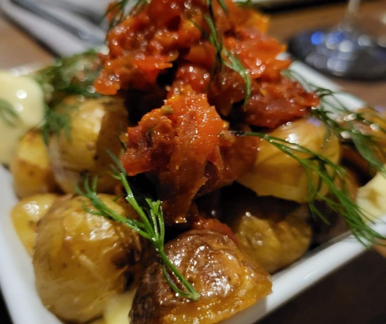 Barcelona: Wine Tasting and Tapas 5-Course Pairing Dinner - A private room, a restaurant table, and the atmosphere