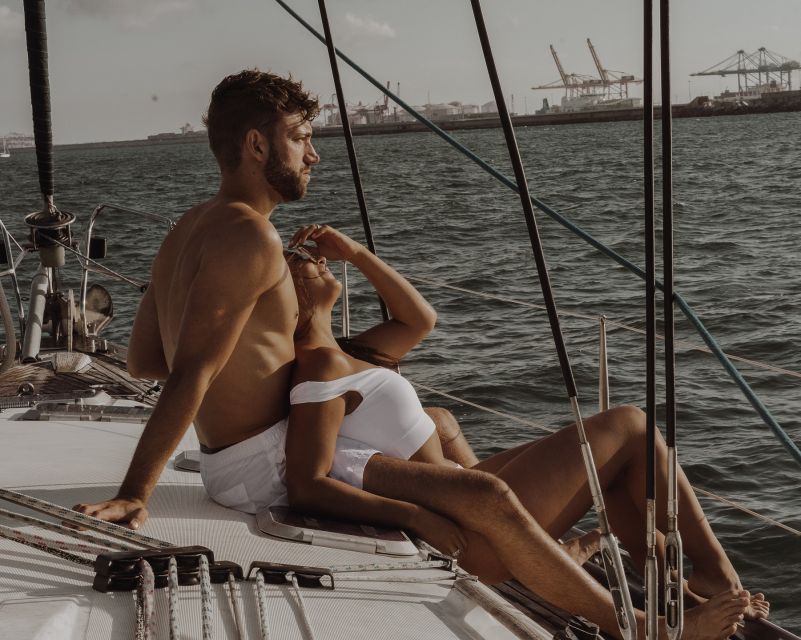 Barefoot: Private sailing cruise in Barcelona - Key points to know before booking