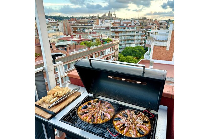 BBQ Paella in a Penthouse Terrace in Barcelona with a Chef - Arriving at Carrer de Floridablanca 65