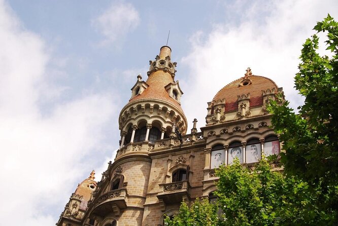 Best of Barcelona Highlights Bike Tour in Small-Group or Private tour - A Fast Way to Understand Barcelona
