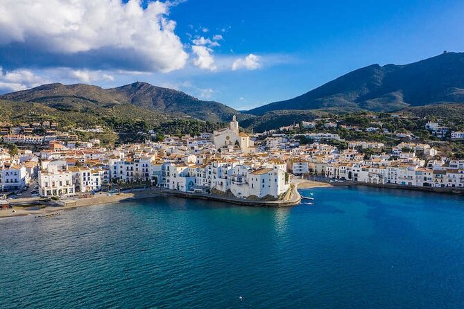 Boat Trip to Cadaqués from Roses with STOP 1:30h/2H/ in Cadaqués - What the boat and crew are like
