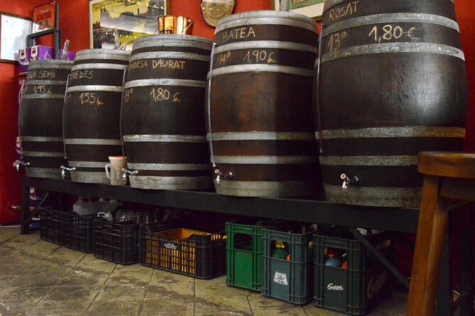 Bodega Barcelona Barrio Tradition in Bulk - Mercat de Sant Antoni gives the route a market stop