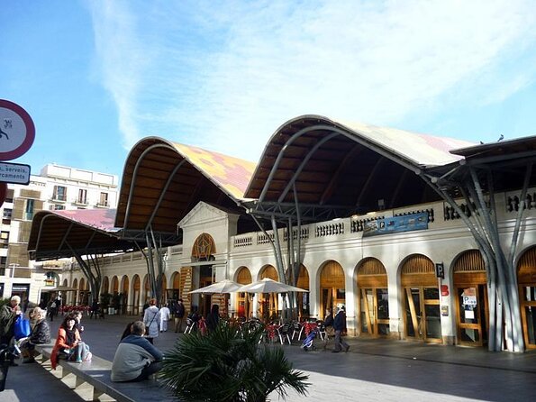 Boqueria and Santa Caterina Markets with Food and Tapas Private Walking Tour - Key points to know before booking