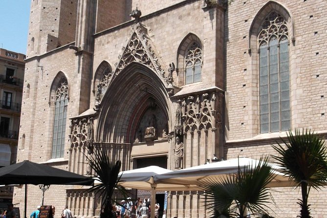 Boqueria & St Caterina Markets with Food & Tapas Small Group Tour - The final restaurant meal