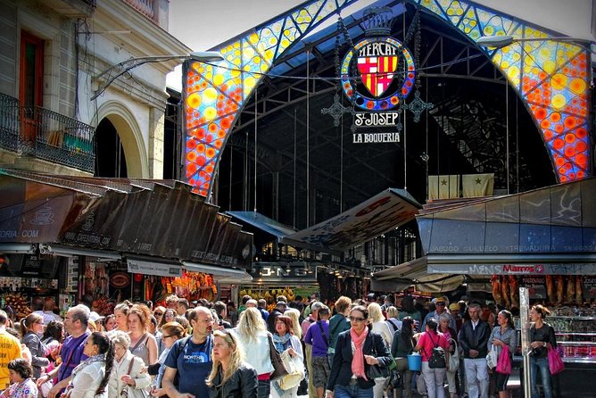 Boqueria & St Caterina Markets with Food & Tapas Small Group Tour - Pintxos and the first round of food