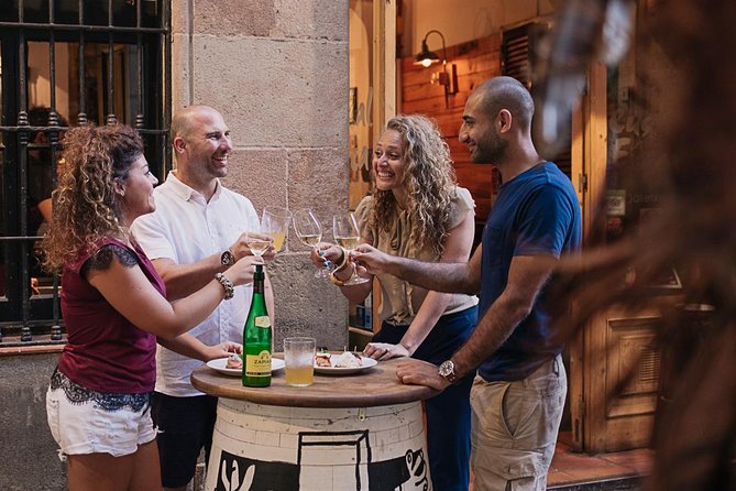 Born to Eat: Gourmet Tapas & Wine Small Group Tour in Old Barcelona - The Cava tasting gives the evening a proper finish