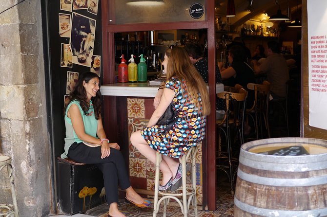 Born to Eat: Gourmet Tapas & Wine Small Group Tour in Old Barcelona - What the $116.10 price covers