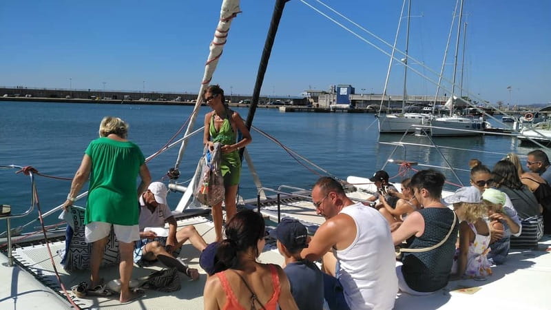 Cambrils/Salou: Coastline Catamaran 2h with drinks, pickup - The Mont-roig anchorage and swim stop