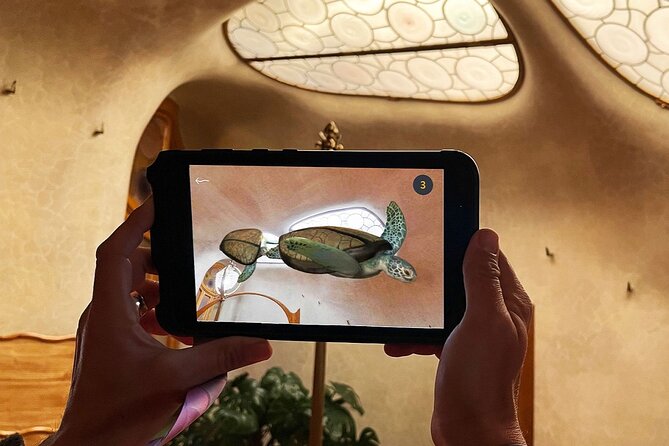Casa Batllo Fast Track Tour with Optional White Rabbit Museum - When the fast-track format works best