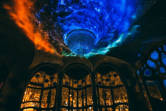 Casa Batlló : Night Visit "A Winter Night" - Lights, projections, and the Gaudí effect