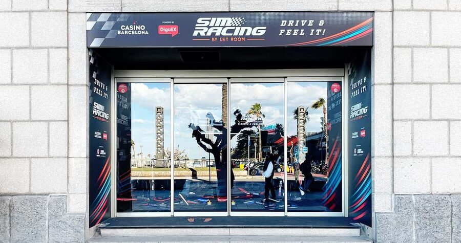 Casino Barcelona – Car Racing Simulator + Welcome Drink - The racing physics make this different from an arcade game