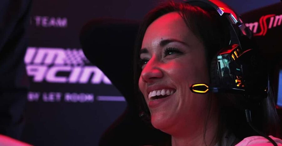 Casino Barcelona – Car Racing Simulator + Welcome Drink - Racing with friends, especially on a rainy Barcelona day