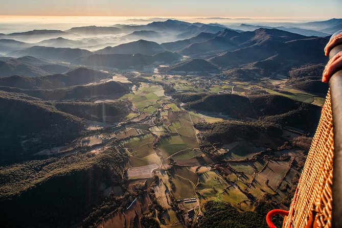 Catalonia Hot Air Balloon Ride and Breakfast over the Volcanoes of la Garrotxa - Key points to know before booking