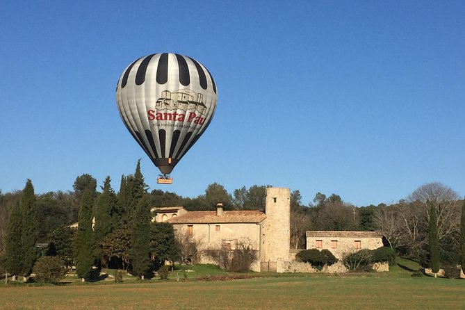 Catalonia Hot Air Balloon Ride and Breakfast over the Volcanoes of la Garrotxa - A crater with heritage inside