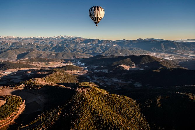Catalonia Hot Air Balloon Ride and Breakfast over the Volcanoes of la Garrotxa - What the morning looks like at Vol de Coloms