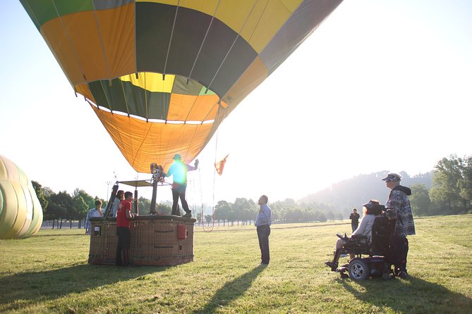 Catalonia Hot Air Balloon with Optional Pick up from Barcelona - The pickup and return details need attention