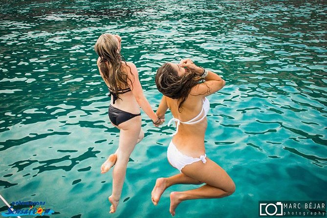 Catamaran ride -Costa Brava with barbecue and drinks. Familiar. - Is $60.34 a fair price?