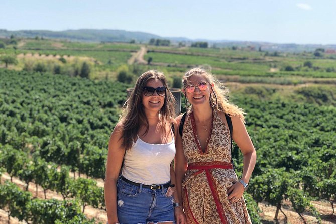 Cava Wineyard & Sitges Day Trip from Barcelona - Key points to know before booking