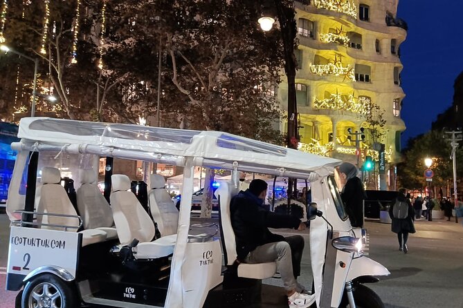 Christmas Lights Tour of Barcelona in Private Eco Tuk Tuk - Ronda de San Pedro and Plaza de Urquinaona