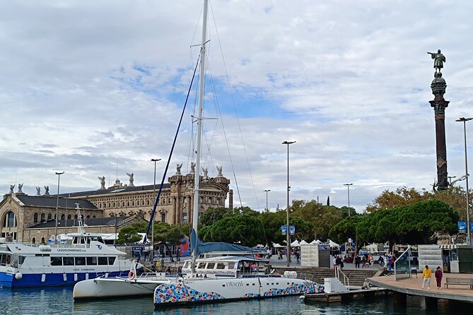 Columbus Monument Access With Barcelona Seaside Guided Tour - From La Cara de Barcelona to the old port