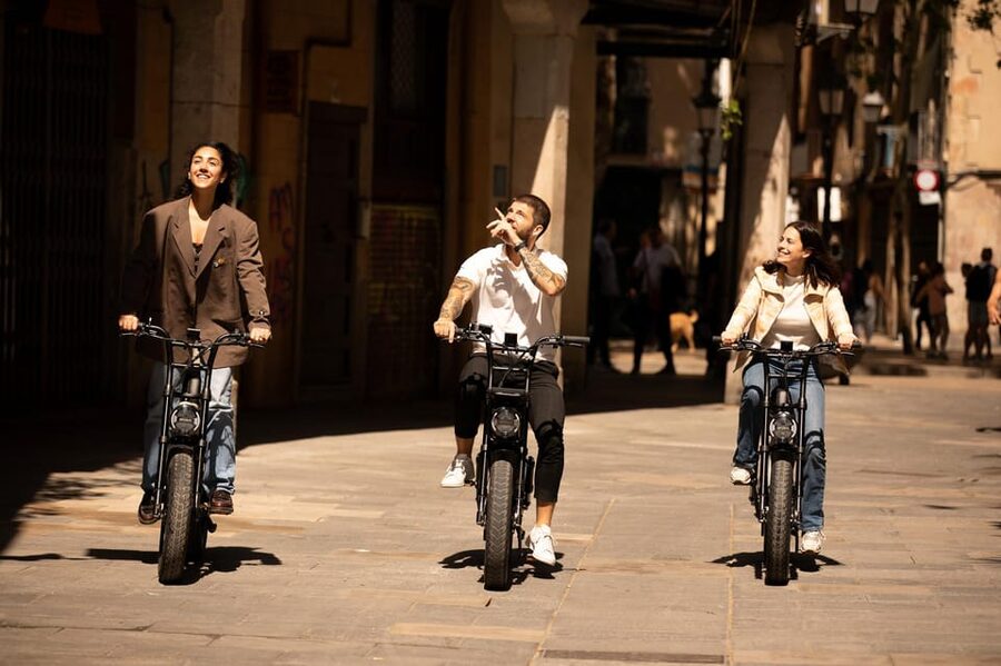 Comfortable E-Fatbike High-Lights Tour Barcelona - Why an electric fatbike works well in Barcelona
