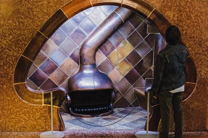 Complete Gaudi Tour: Casa Batllo, Park Guell & Sagrada Familia - Afternoon entry at Casa Vicens