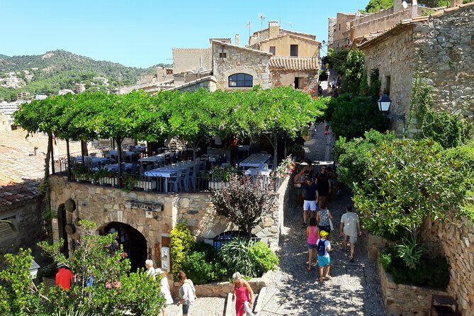 Costa Brava Beach Tour from Barcelona to Tossa de Mar - How to spend the free time