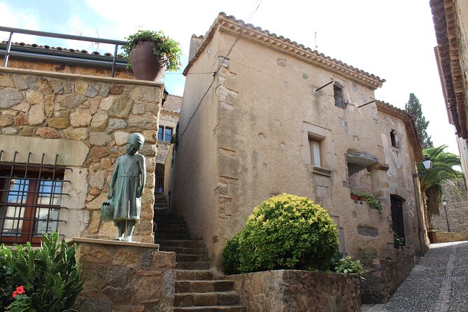 Costa Brava Beach Tour from Barcelona to Tossa de Mar - Who will enjoy this Costa Brava day trip