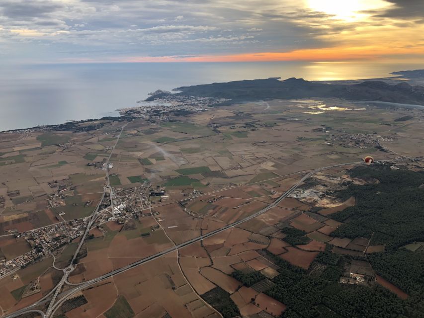 Costa Brava: Hot Air Balloon Flight - One hour above the Empordà