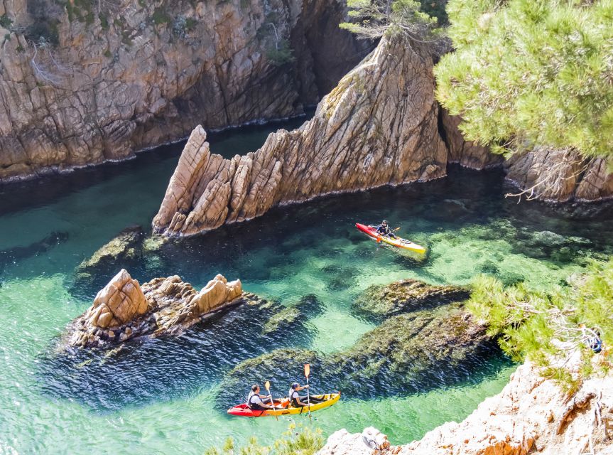 Costa Brava: Sea Caves Kayaking and Snorkeling Tour - Why kayaking is the right way to see S’Agaró Bay