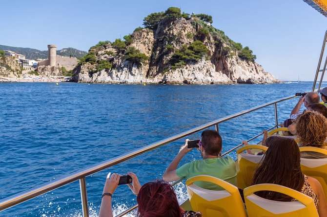 Costa Brava, Tossa de Mar Private Tour, hotel pick-up & Boat Ride - The road to Sant Feliu de Guíxols