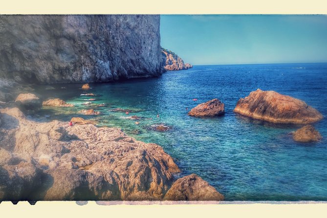 Dalí Museum and Costa Brava Small Group Tour from Girona - Price, timing, and practical planning