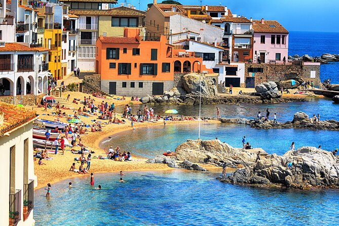 Dali Museum and Costa Brava Small Group Tour - The Barcelona pickup and ride north