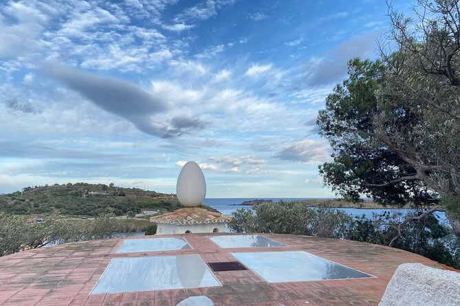 Dali Museum, Figueres & Cadaques Private Tour with Hotel pick-up - The Barcelona departure and city overview