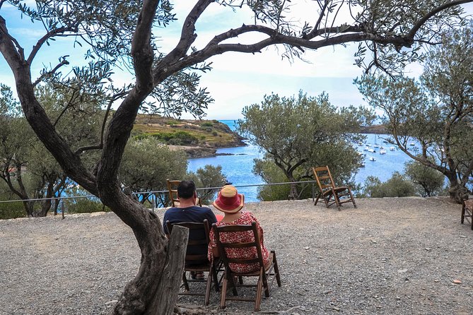 Dali Museum, House & Cadaques Small Group Tour from Barcelona - Who will enjoy this long day most
