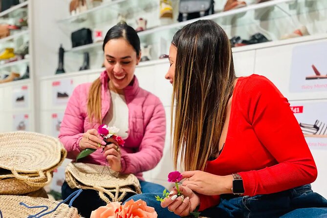 Design and Craft a Raffia Bag in Barcelona - A two-hour creative break in the Gothic Quarter