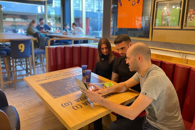 Discover Leo Messi's secrets at Barça Café - Camp Nou - A conversation for serious fans and curious companions
