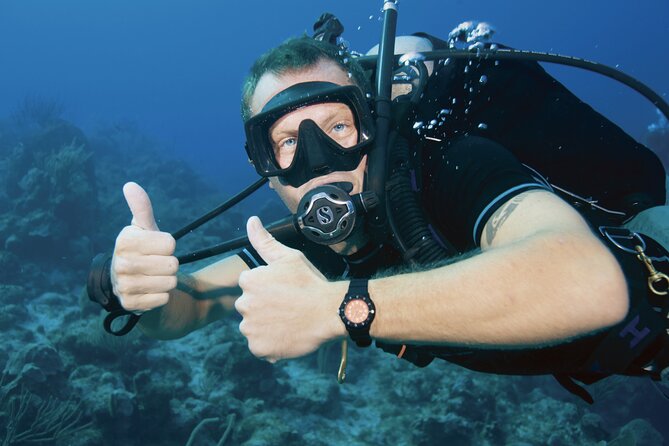 Discover PADI Diving in Barcelona - Videos and the souvenir question
