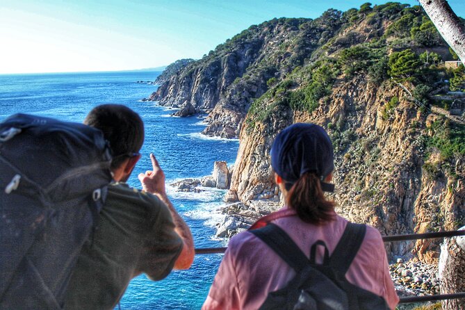 Discovering Costa Brava: Coastline, Tossa de Mar and Lunch - The drive from Barcelona to Cala Morisca
