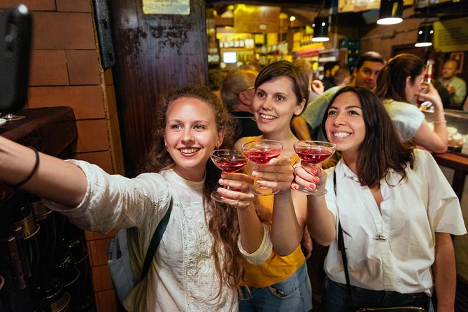 Drinks & Bites in El Born Private Tour - Food choices, dietary needs, and alcohol